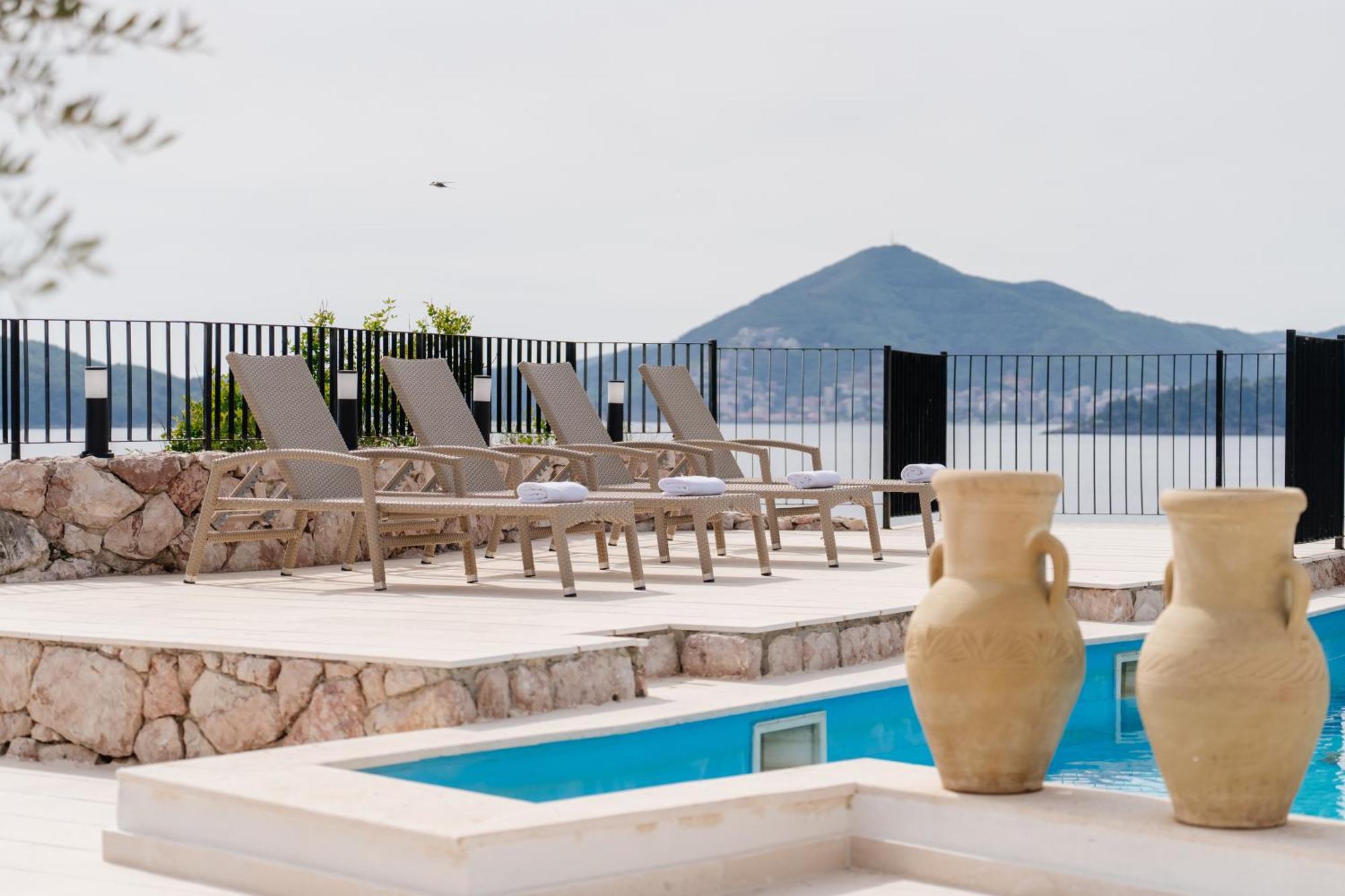 Blanche Cliff Apartments Sveti Stefan Buitenkant foto